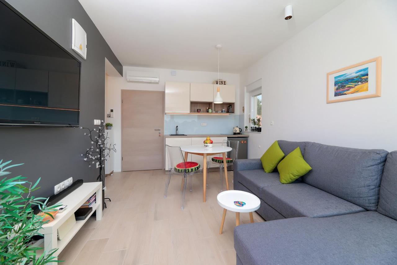 Apartment Alan 2 Vrsi Eksteriør bilde